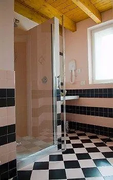 Cesena5 Couette-café